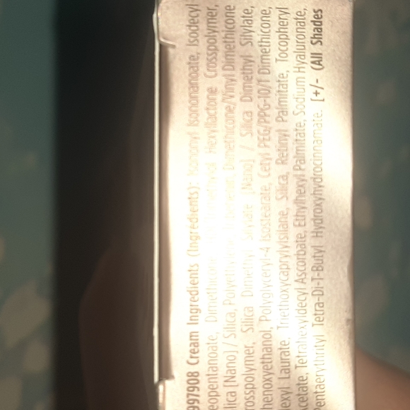 Urban Decay Naked Skin Shapeshifter Med Dark Shift - Picture 5 of 7